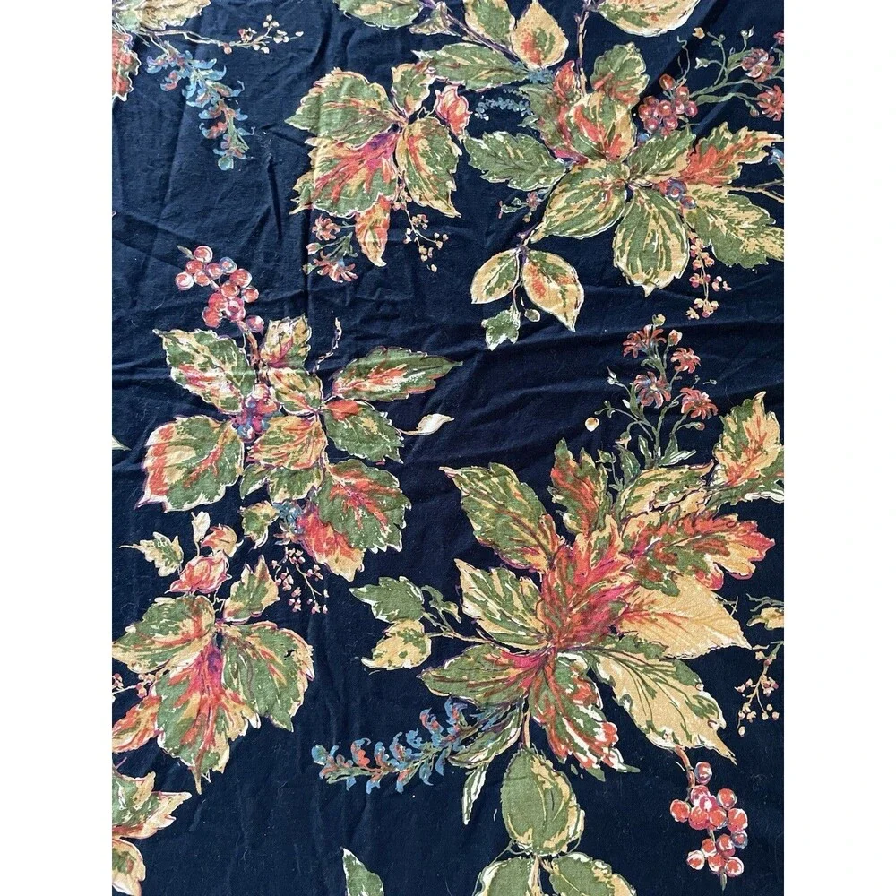 April Cornell Navy Blue Winterberry Cotton Tablecloth 59”x82”